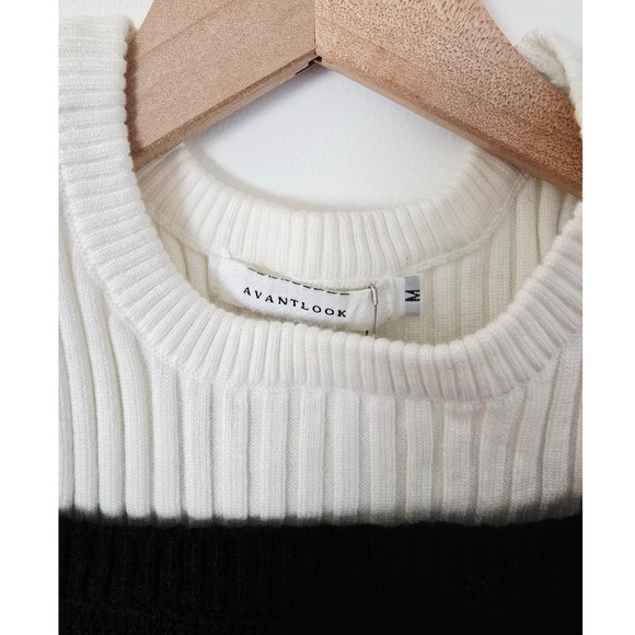 NWT Avantlook Black White Twofer Sweater Crew Neck Faux Layered Rib Knit Size M - Picture 3 of 3